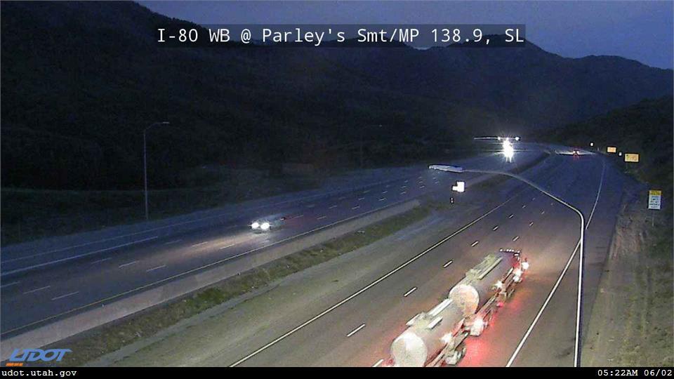Traffic Cam I-80 WB @ Parleys Summit MP 138.9 SL