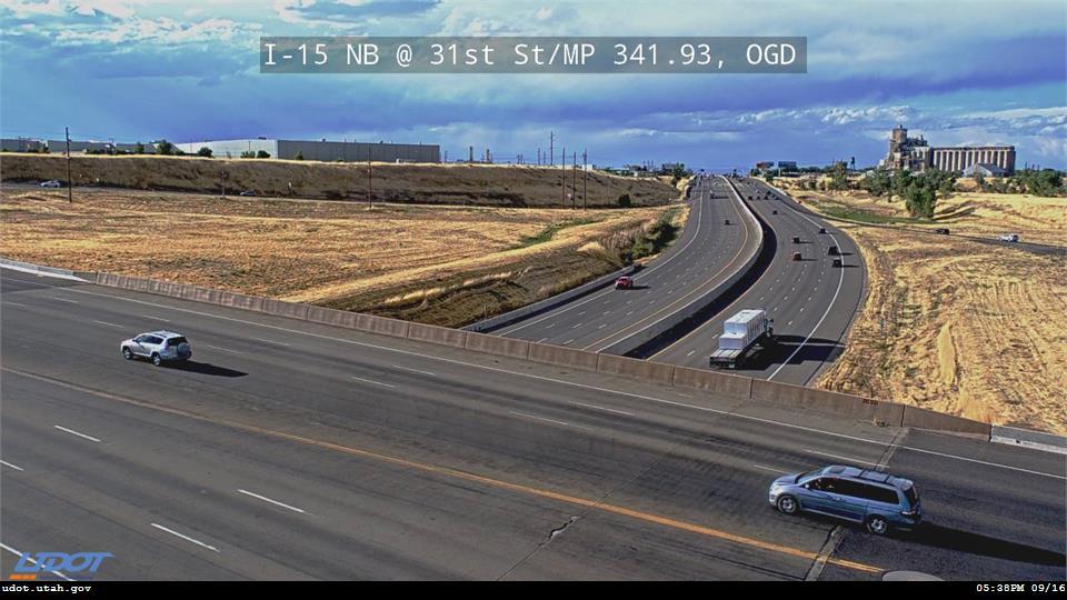 I-15 NB @ 31st St / Hinckley Dr / SR-79 / MP 341.93, OGD