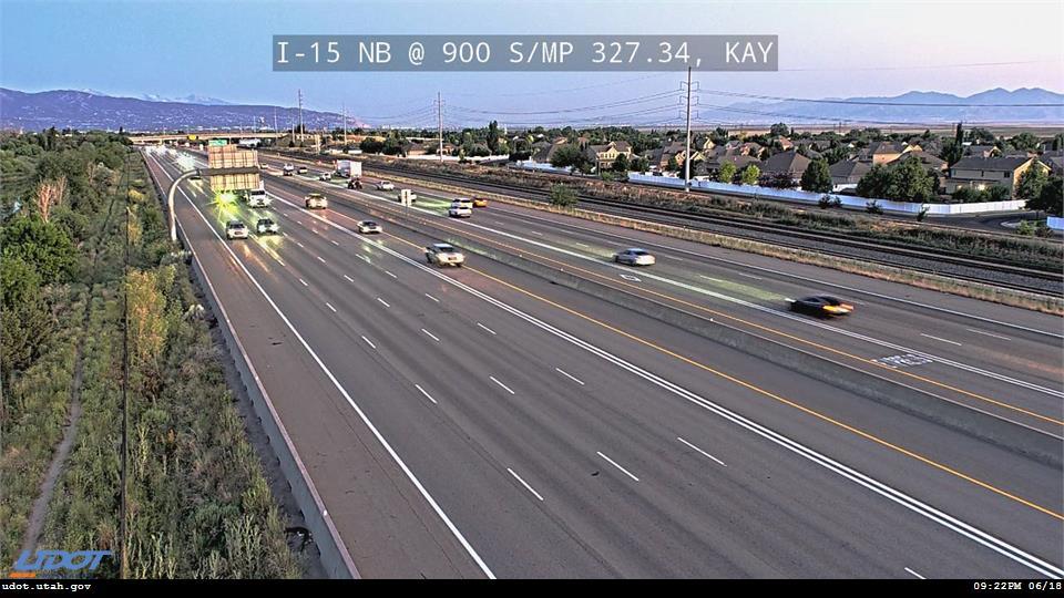 I-15 NB @ 900 S / MP 327.34, KAY