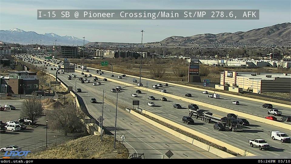 I-15 SB @ Pioneer Crossing / Main St / SR-145 / MP 278.6, AFK