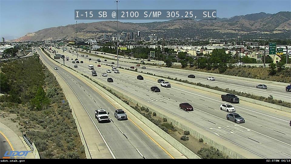 I-15 SB @ 2100 S / SR-201 / MP 305.25, SLC