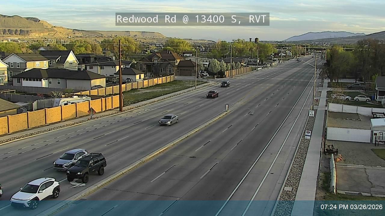 Redwood Rd / SR-68 @ 13400 S, RVT live webcam