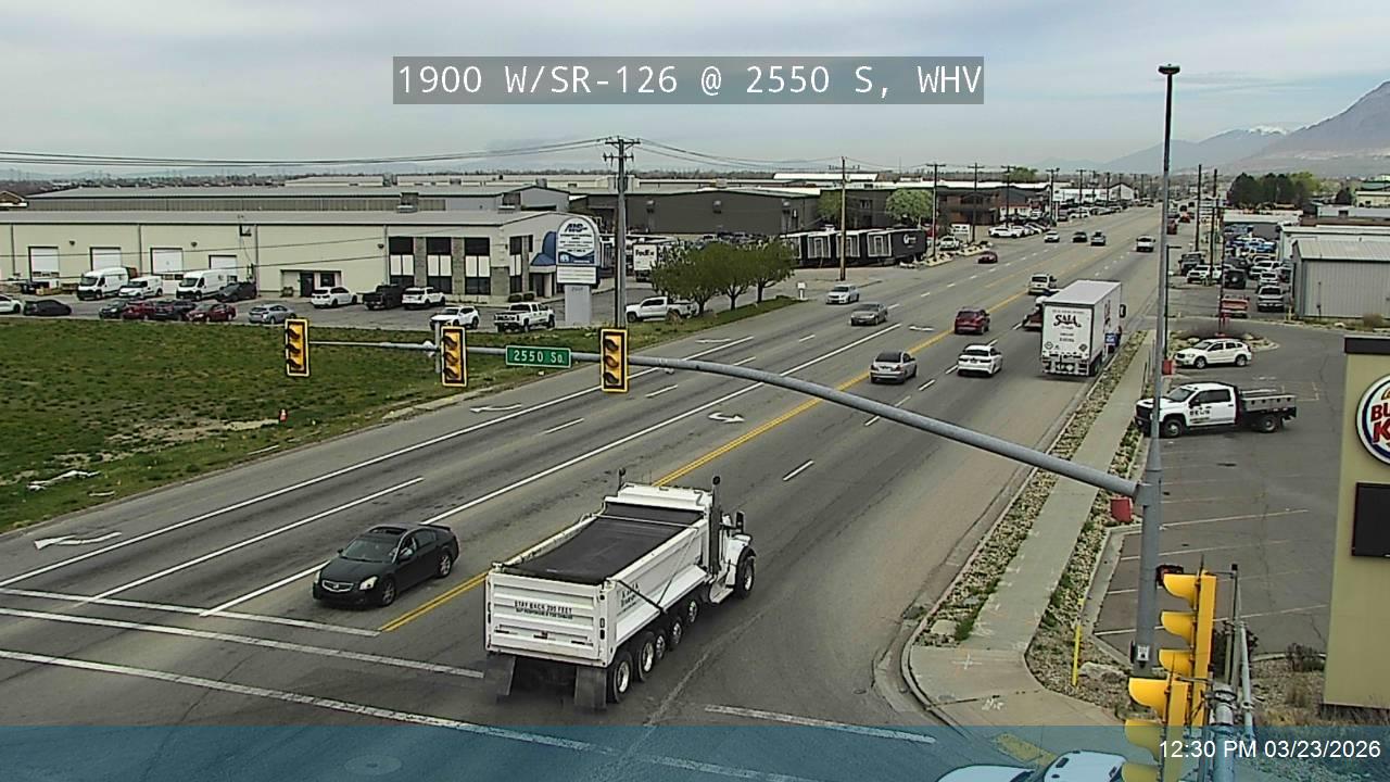 1900 W / SR-126 @ 2550 S, WHV live webcam