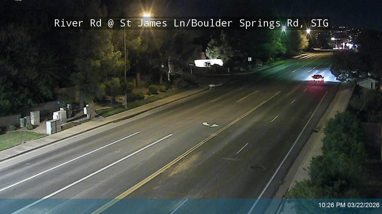River Rd @ St James Ln / Boulder Springs Rd, STG live webcam