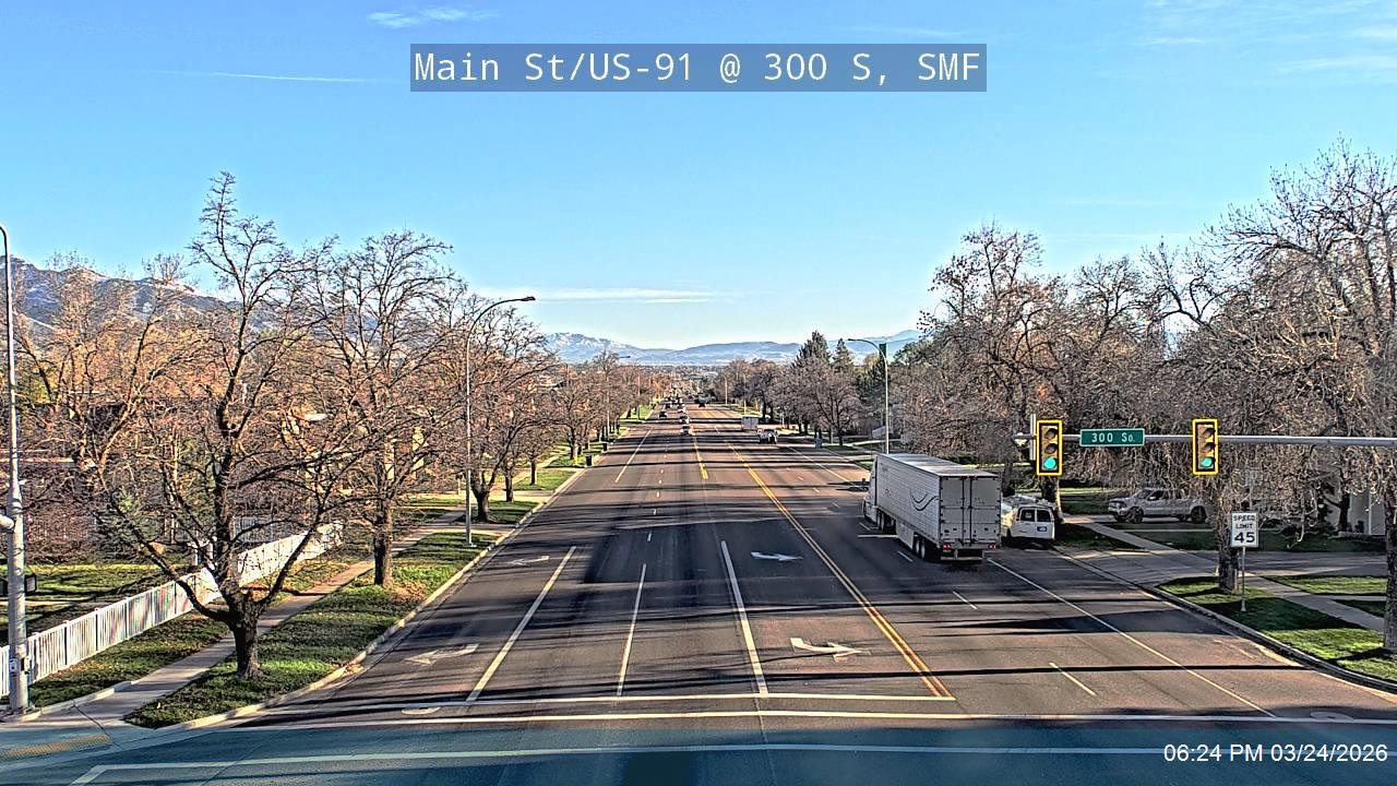 Main St / US-91 @ 300 S, SMF live webcam