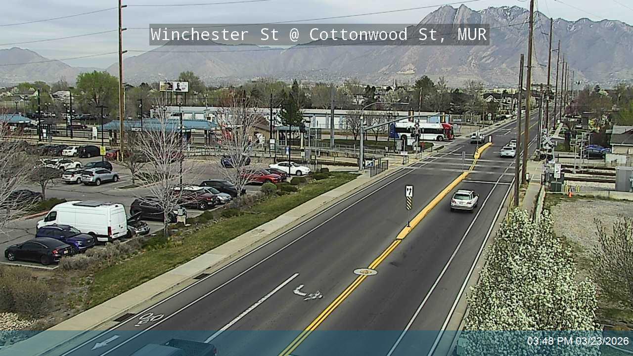 Winchester St / 6400 S @ Cottonwood St / 300 W, MUR live webcam