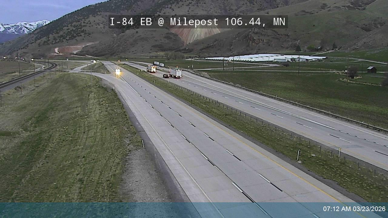 I-84 EB @ Milepost 106.44, MN live webcam