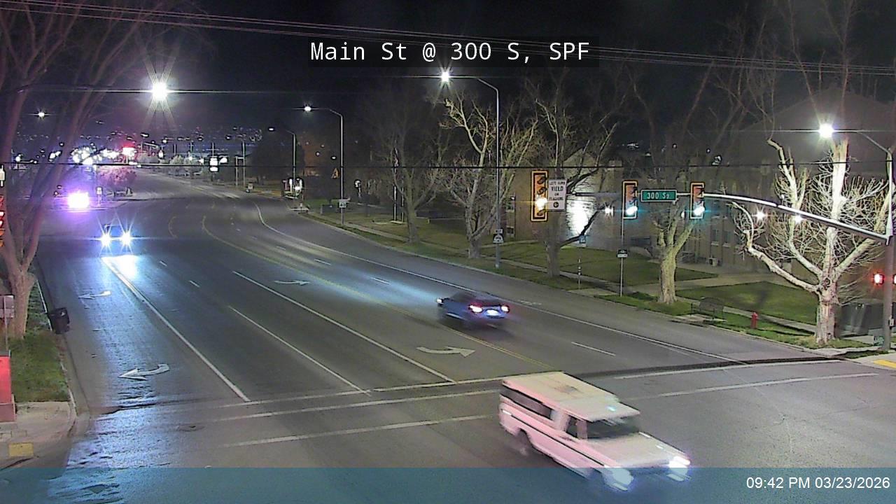Main St / SR-156 @ 300 S / SR-198, SPF live webcam