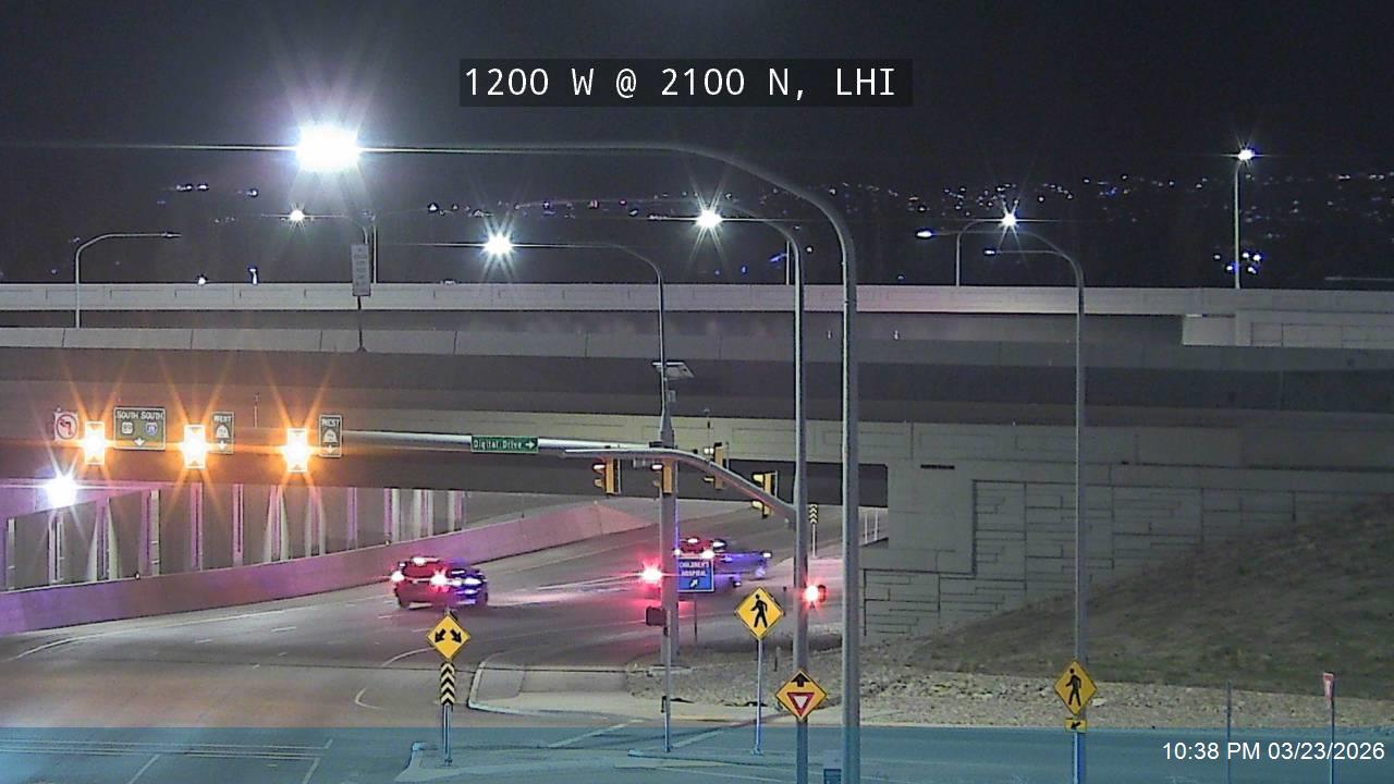1200 W @ 2100 N, LHI live webcam