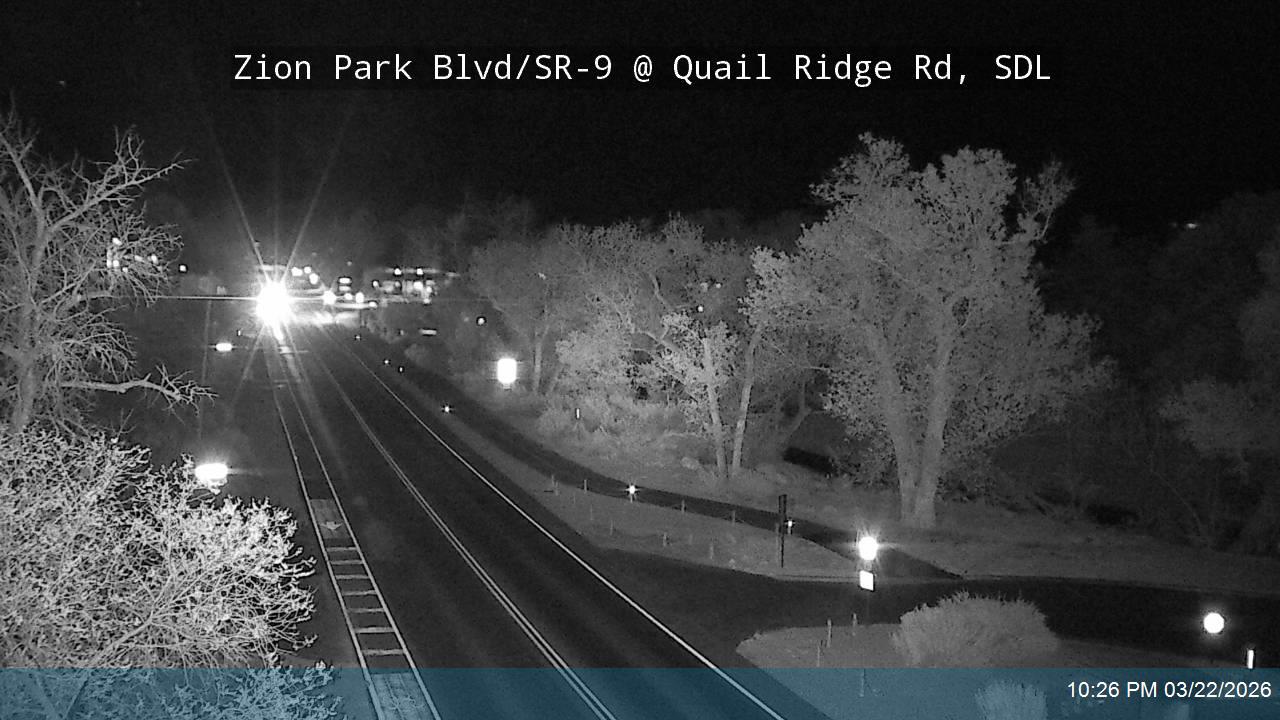 Zion Park Blvd / SR-9 @ Quail Ridge Rd, SDL live webcam