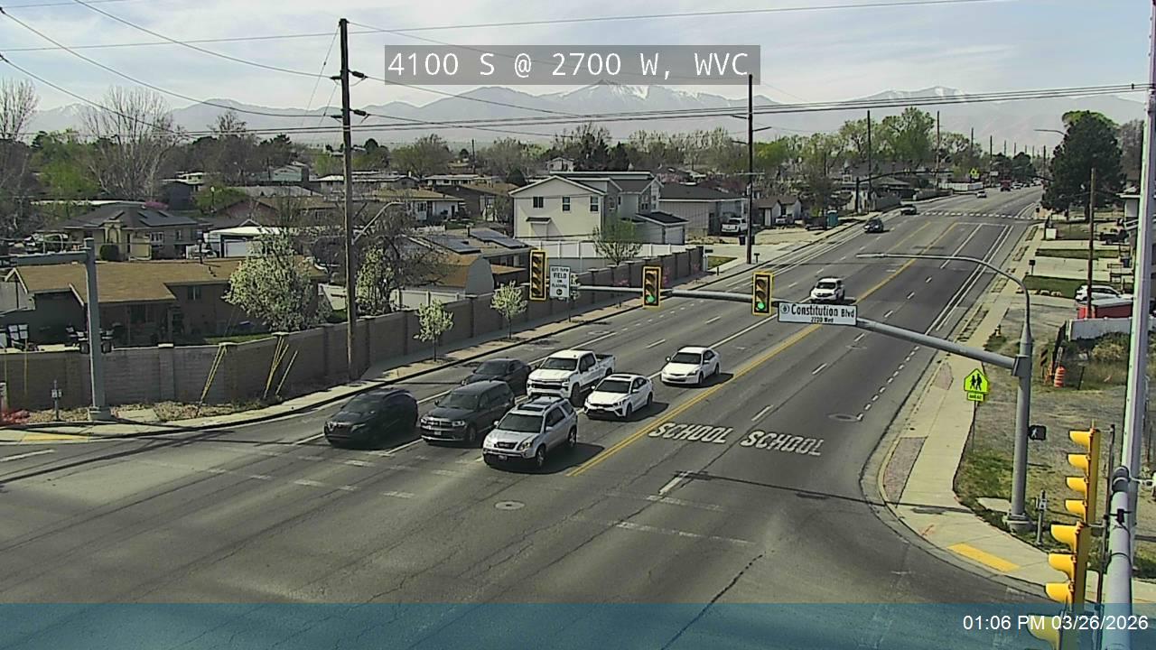4100 S @ 2700 W / Constitution Blvd, WVC live webcam