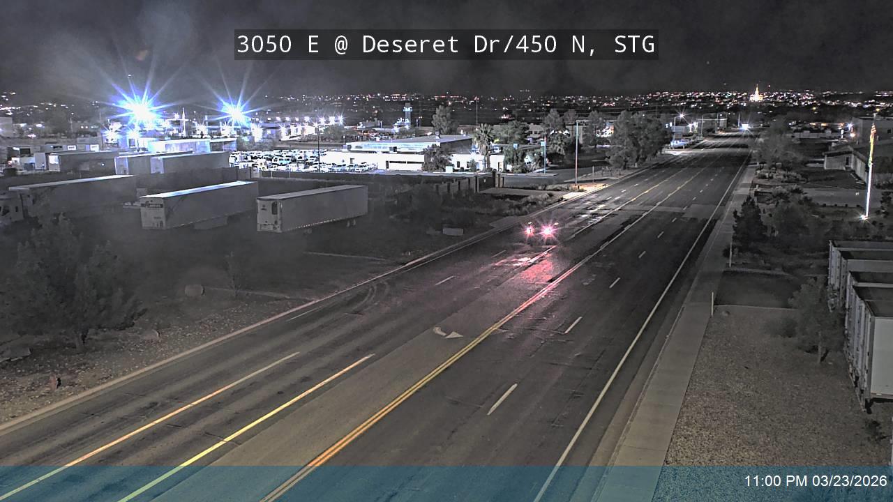 3050 E @ Deseret Dr / 450 N, STG live webcam
