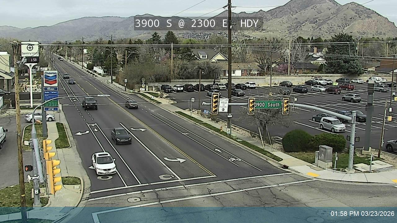 3900 S @ 2300 E, HDY live webcam