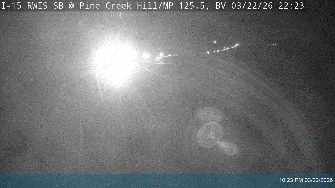 I-15 RWIS SB @ Pine Creek Hill / MP 125.5, BV live webcam