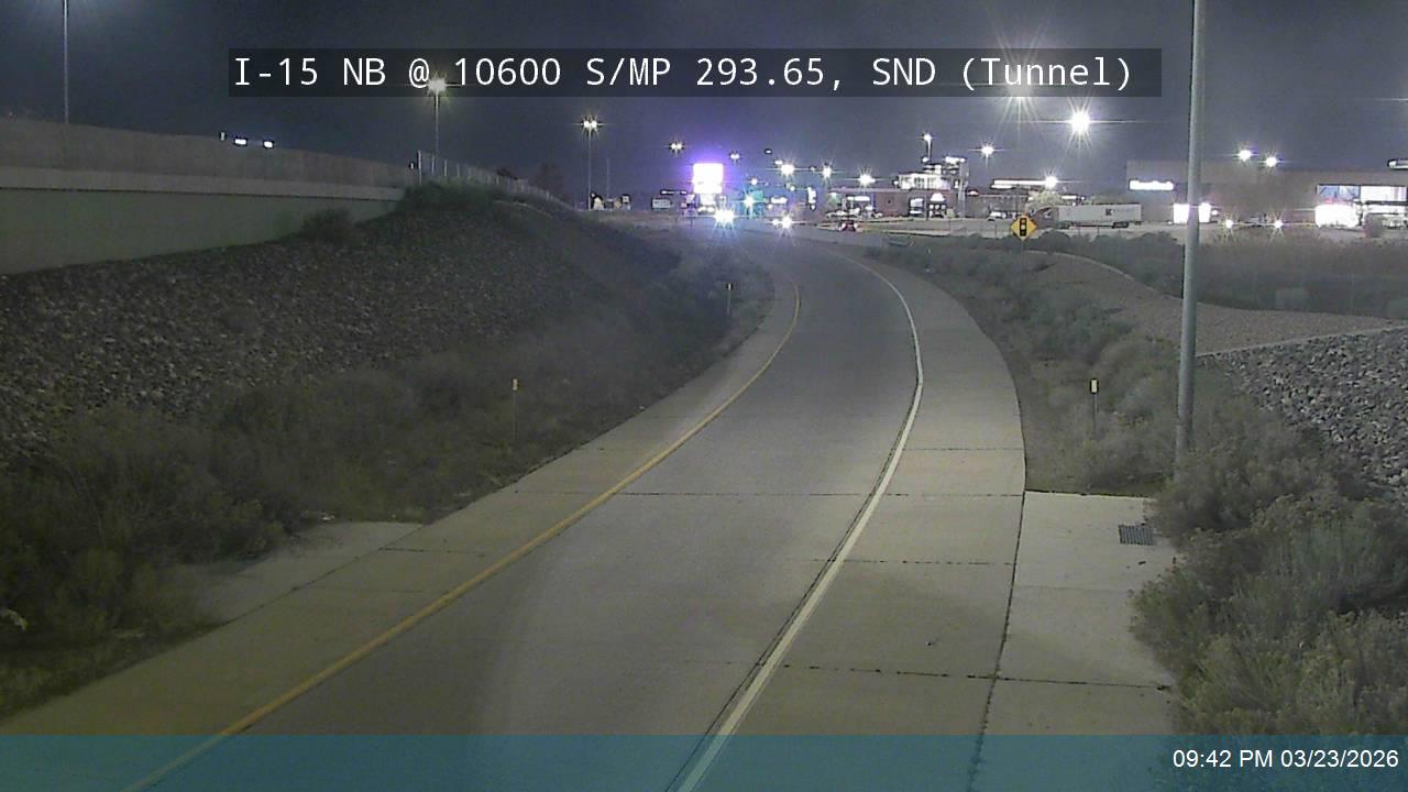 I-15 NB @ 10600 S / SR-151 / MP 293.65, SND (Tunnel) live webcam