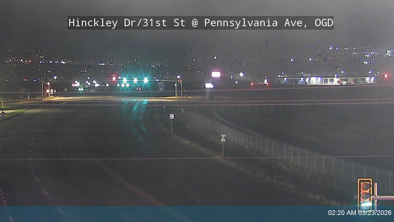 Hinckley Dr / 31st St / SR-79 @ Pennsylvania Ave, OGD live webcam