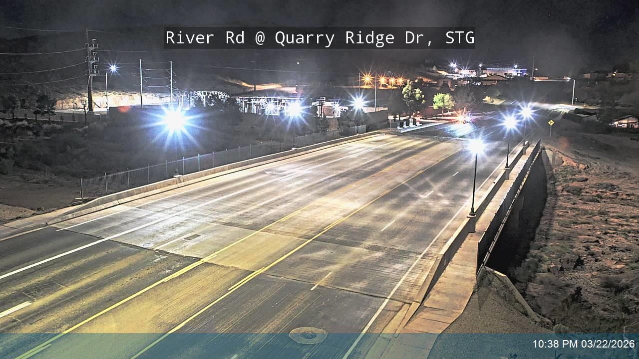 River Rd @ Quarry Ridge Dr, STG live webcam