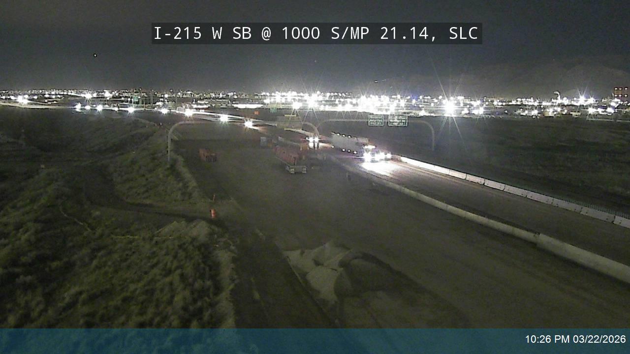 I-215 W SB @ 1000 S / MP 21.14, SLC live webcam