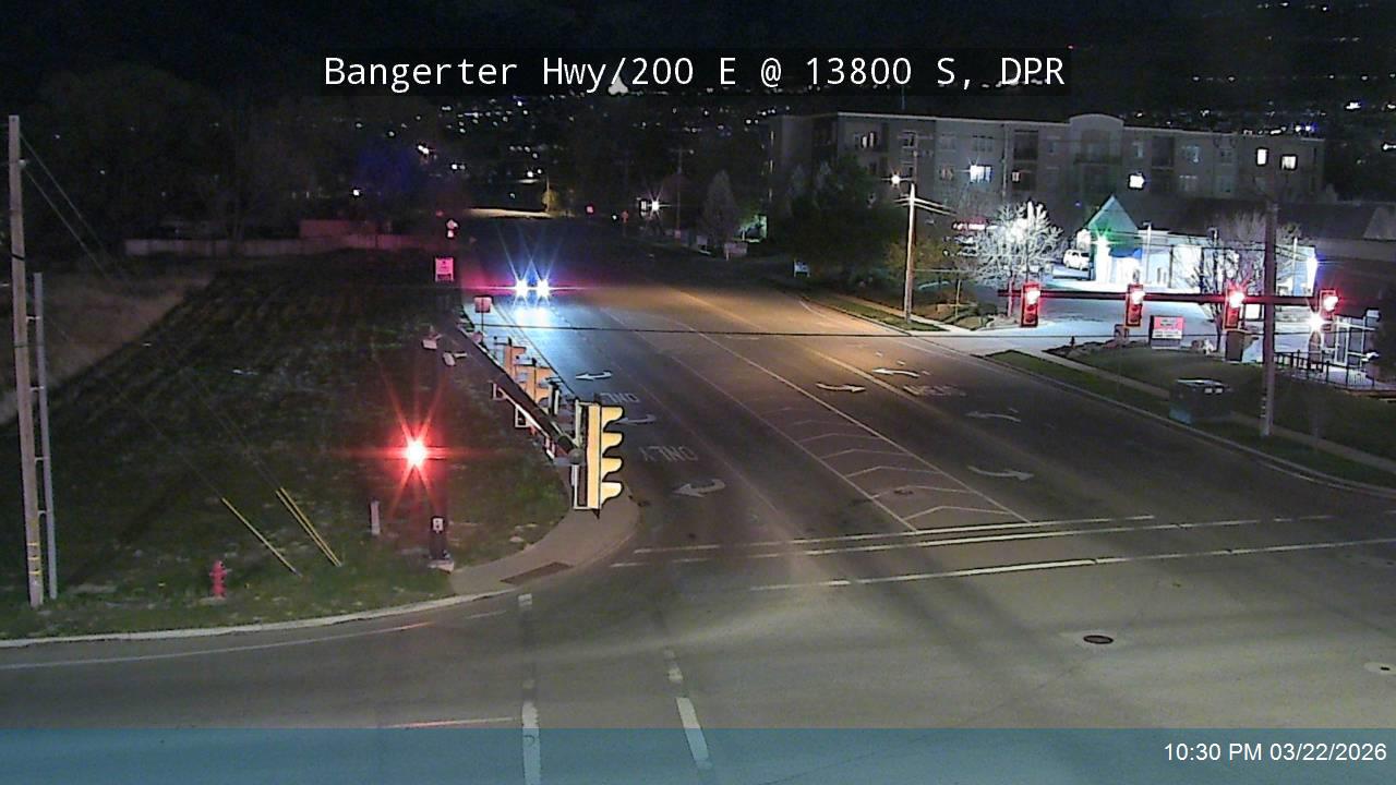 Bangerter Hwy / 200 E / SR-154 @ 13800 S, DPR live webcam