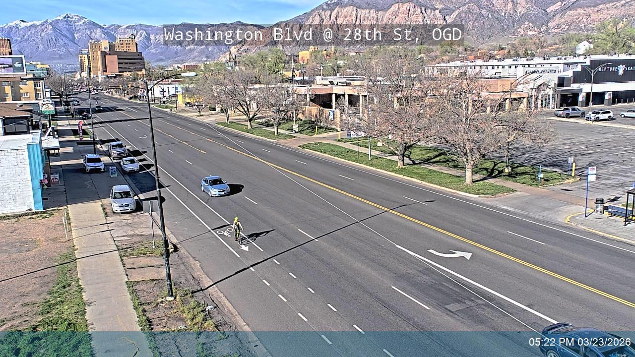 Washington Blvd / US-89 @ 28th St, OGD live webcam