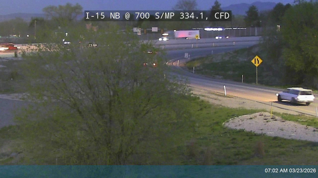 I-15 NB @ 700 S / SR-193 / MP 334.1, CFD live webcam
