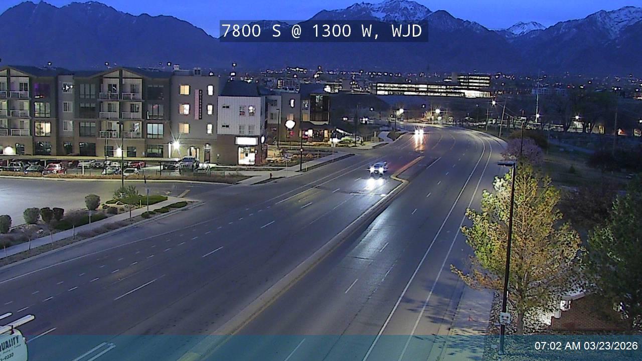 7800 S @ 1300 W / Temple Dr, WJD live webcam