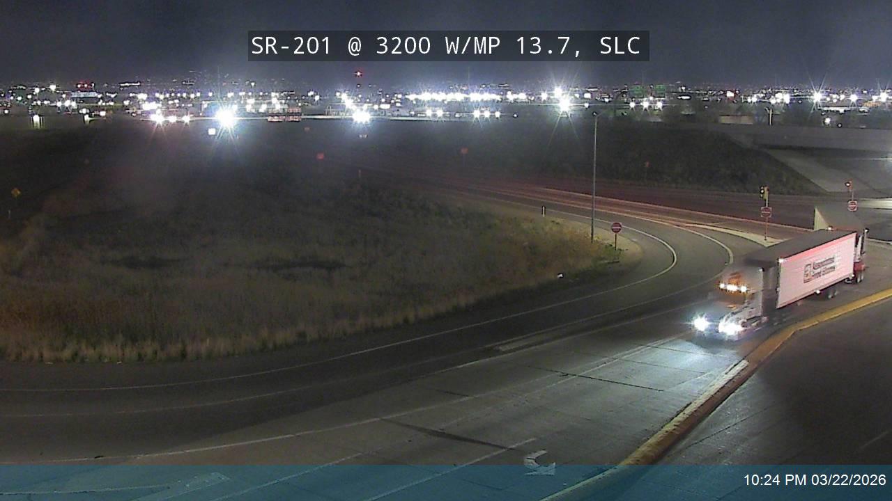 SR-201 / N Frontage Rd @ 3200 W / MP 13.7, SLC live webcam