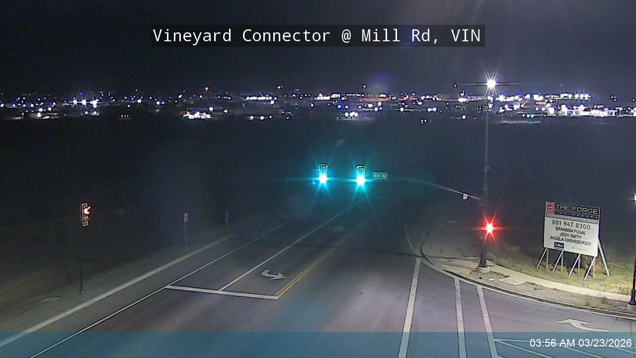 Vineyard Connector / SR-176 @ Mill Rd, VIN live webcam