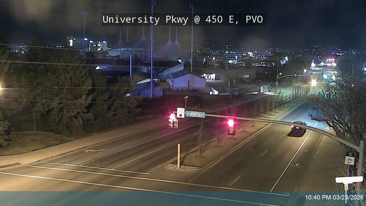 University Pkwy / 1650 N @ 450 E, PVO live webcam