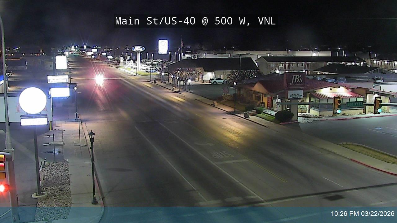 Main St / US-40 @ 500 W / SR-121, VNL live webcam