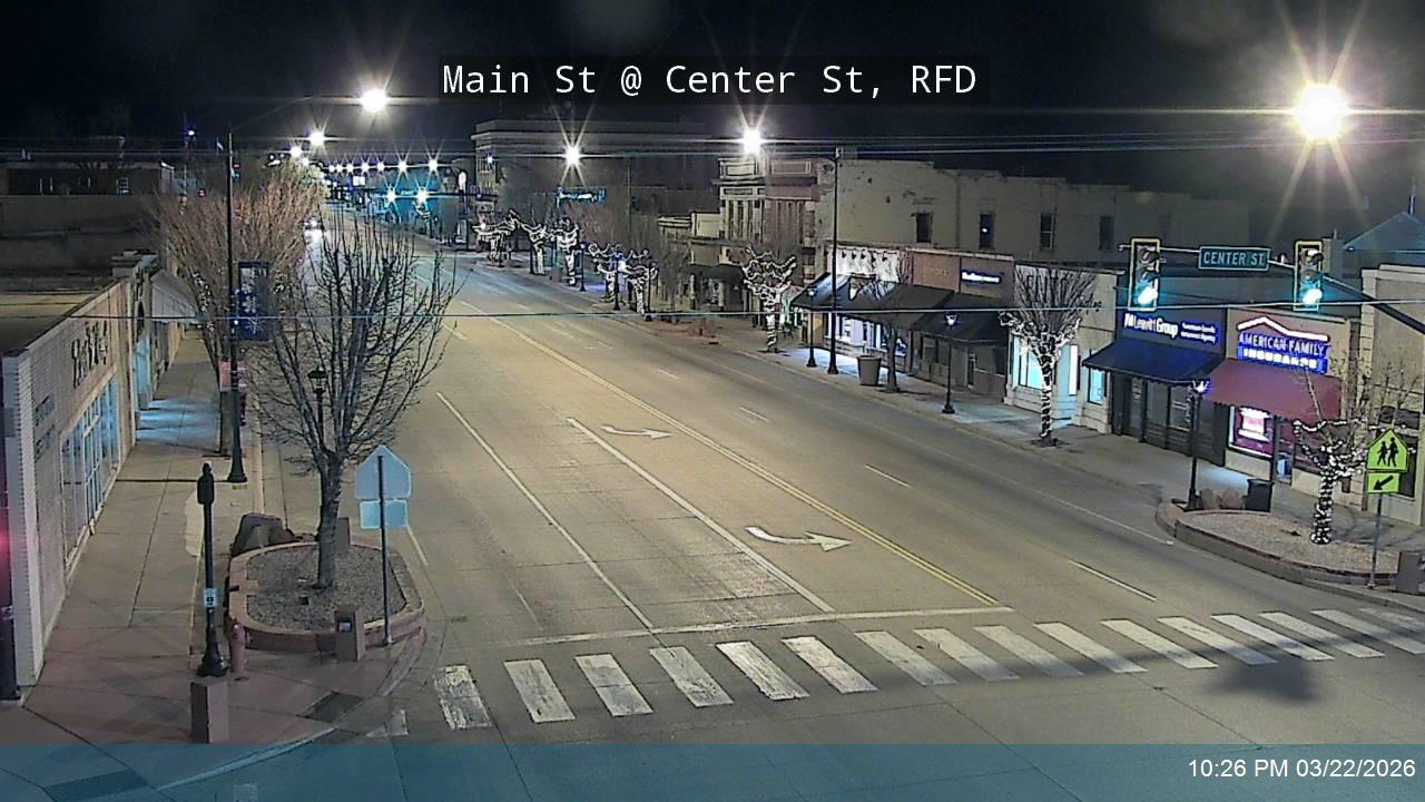 Main St / SR-120 @ Center St, RFD live webcam
