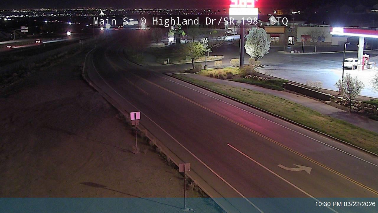 Main St / SR-198 @ Highland Dr / SR-198, STQ live webcam