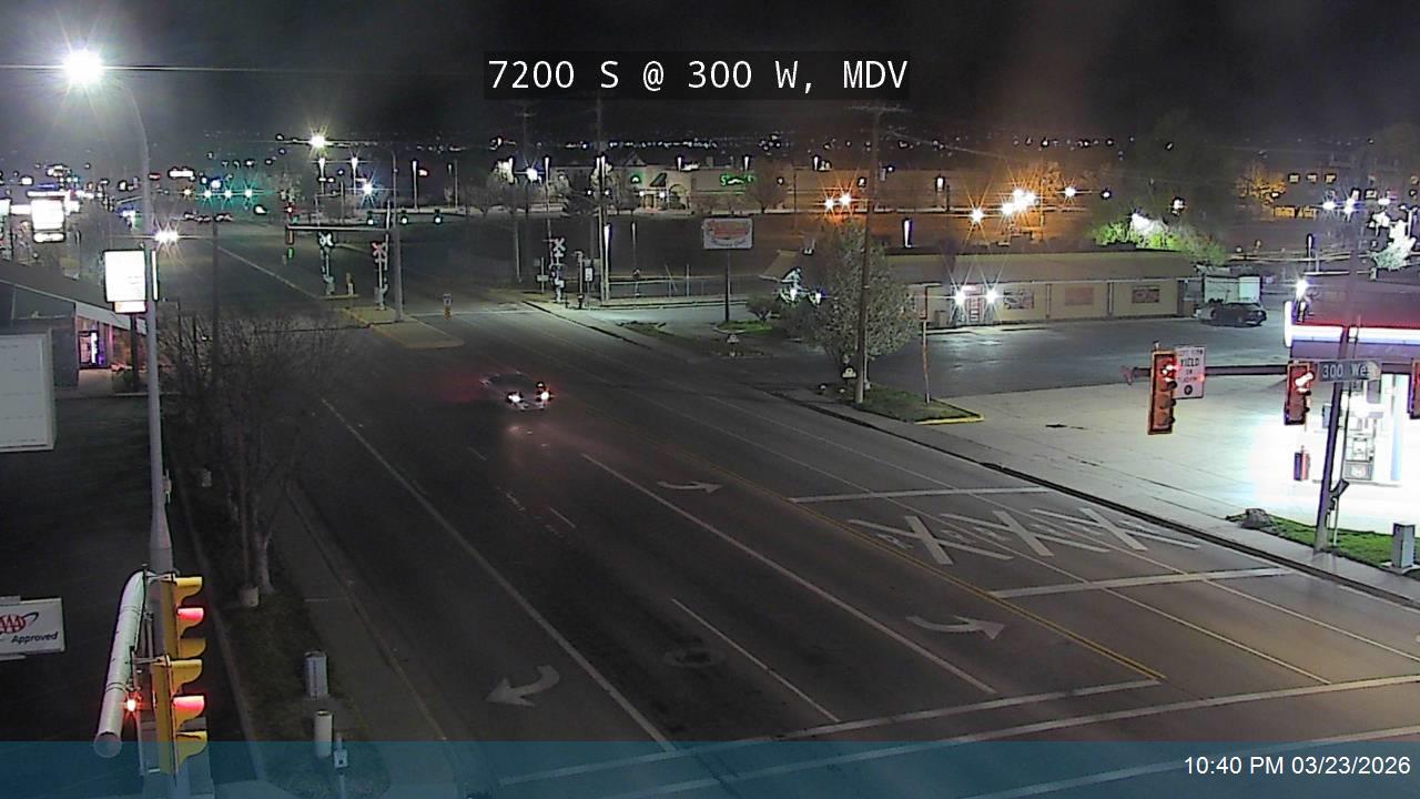7200 S / SR-48 @ 300 W / Cottonwood St, MDV live webcam