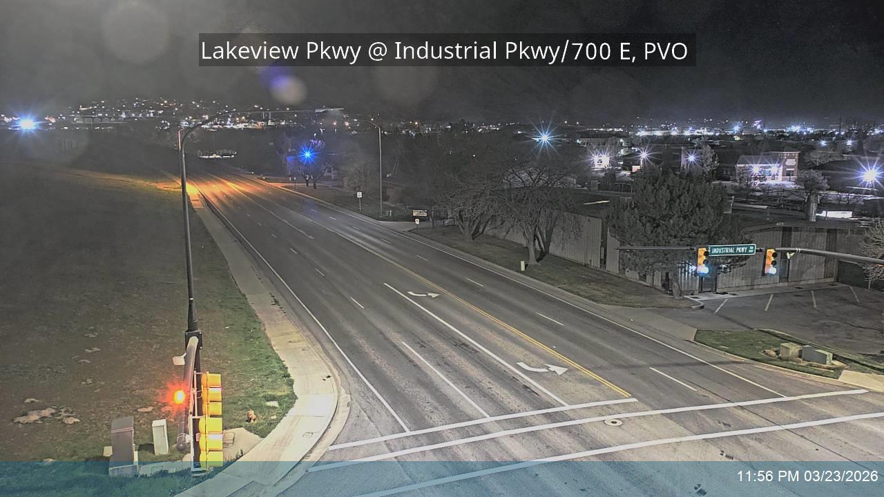 Lakeview Pkwy / 1860 S @ Industrial Pkwy / 700 E, PVO live webcam