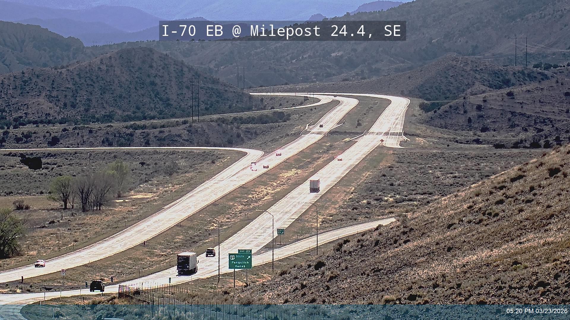 I-70 EB @ Milepost 24.4, SE live webcam