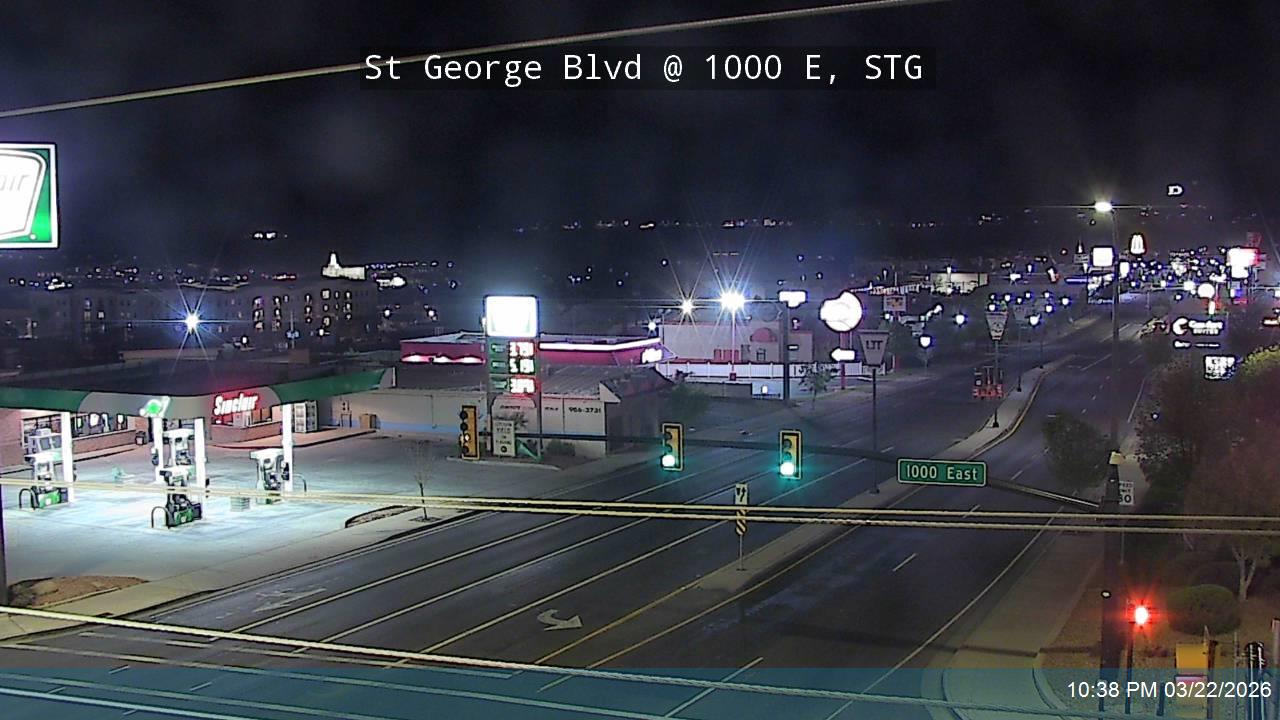 St George Blvd / SR-34 @ 1000 E, STG live webcam