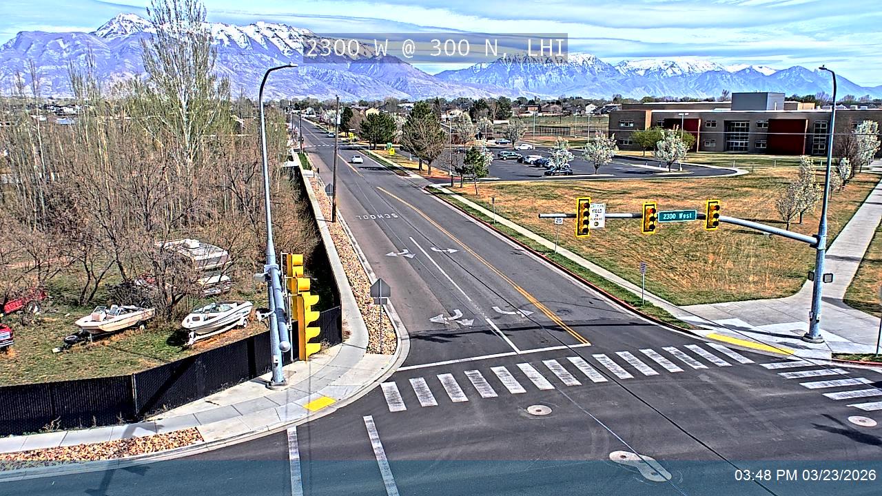 2300 W @ 300 N, LHI live webcam
