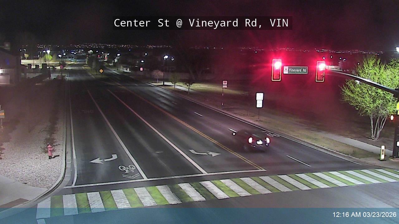 Center St @ Vineyard Rd, VIN live webcam