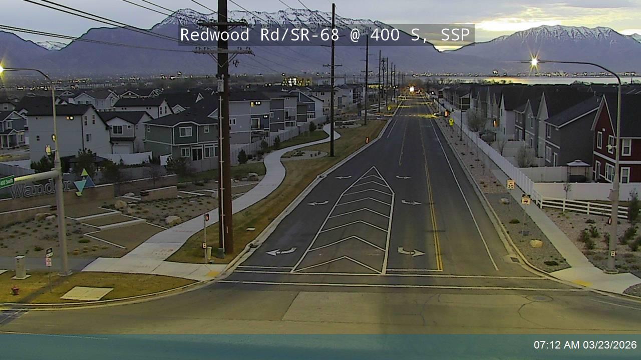 Redwood Rd / SR-68 @ 400 S, SSP live webcam