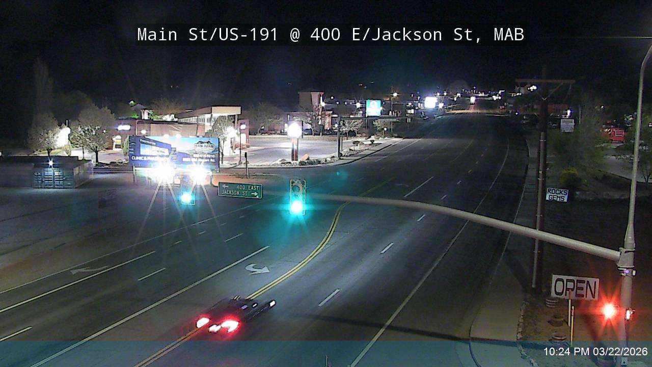 Main St / US-191 @ 400 E / Jackson St, MAB live webcam