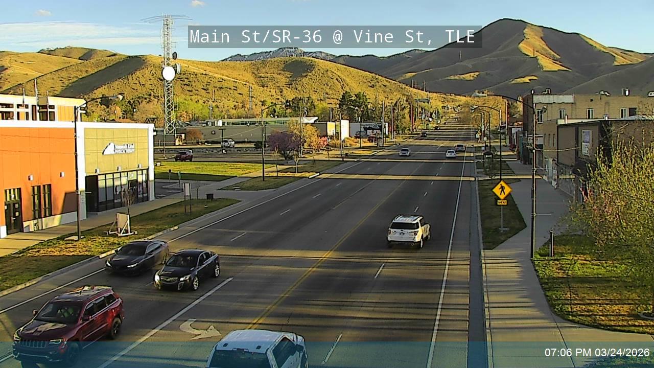 Main St / SR-36 @ Vine St, TLE live webcam
