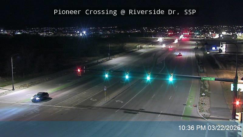 Pioneer Crossing / SR-145 @ Riverside Dr, SSP live webcam