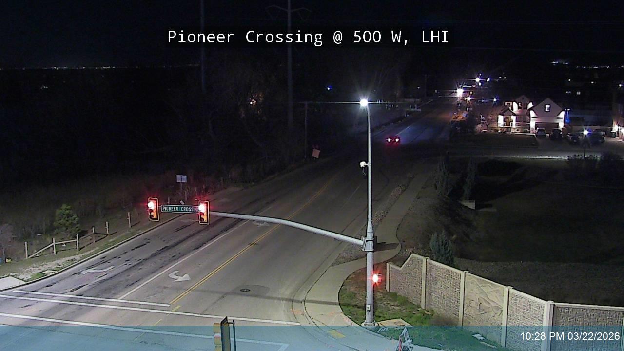 Pioneer Crossing / SR-145 @ 500 W, LHI live webcam