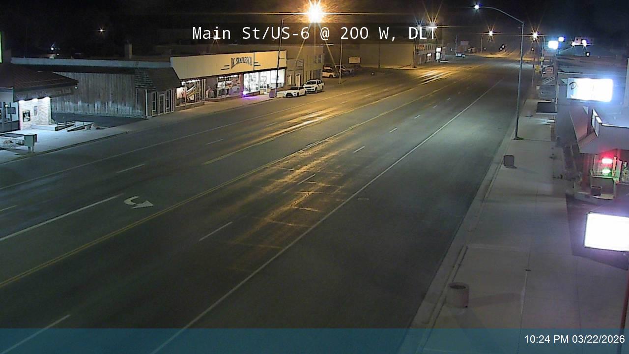 Main St / US-6 @ 200 W, DLT live webcam