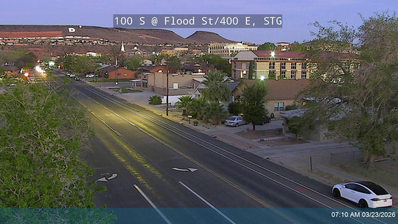 100 S @ Flood St / 400 E, STG live webcam
