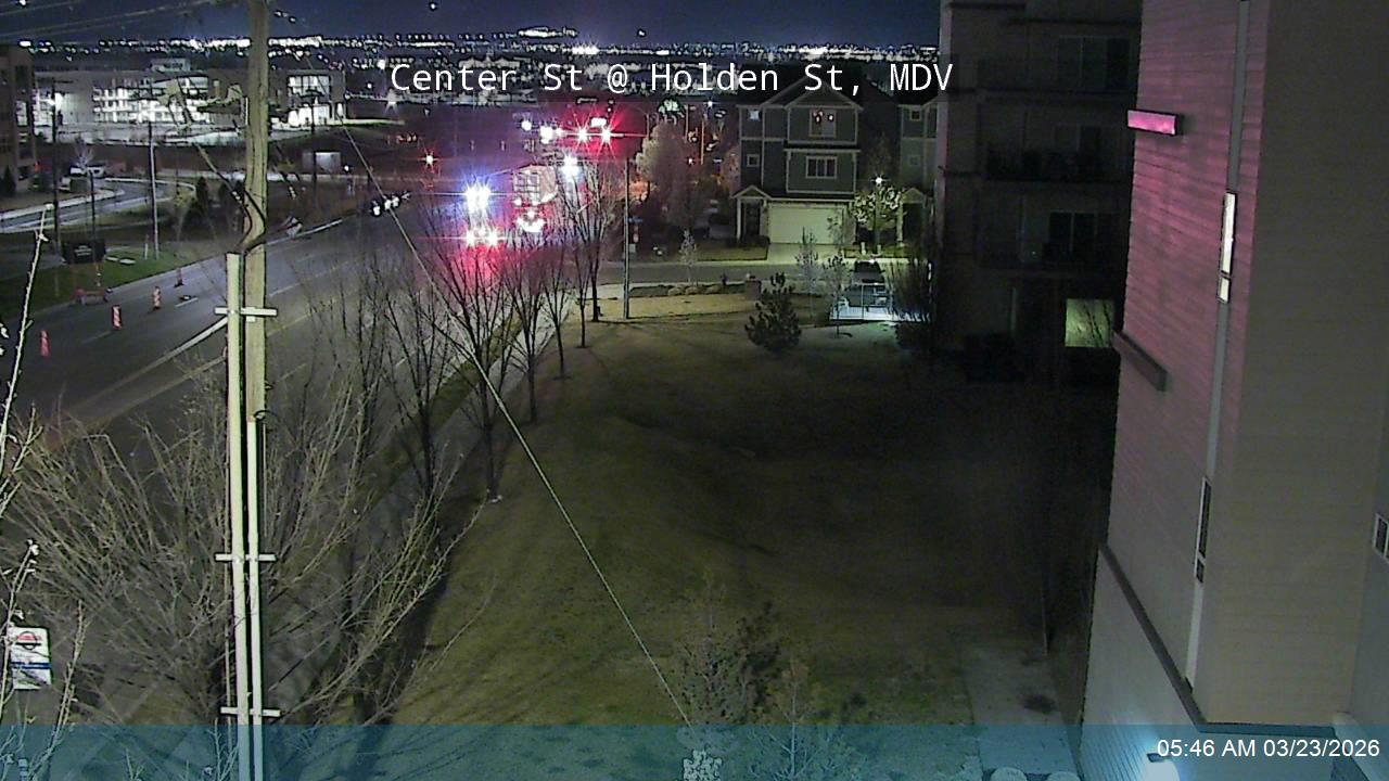 Center St / 7720 S @ Holden St / 805 W, MDV live webcam