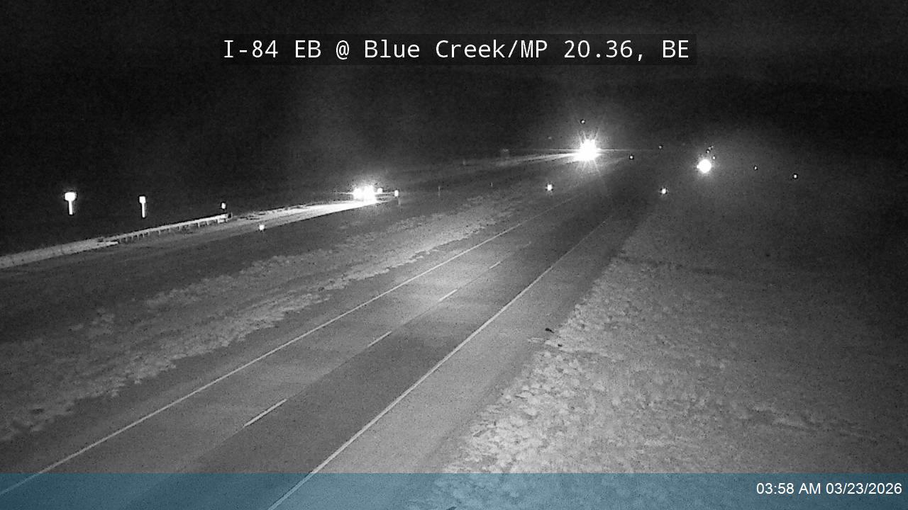 I-84 EB @ Blue Creek / MP 20.36, BE live webcam