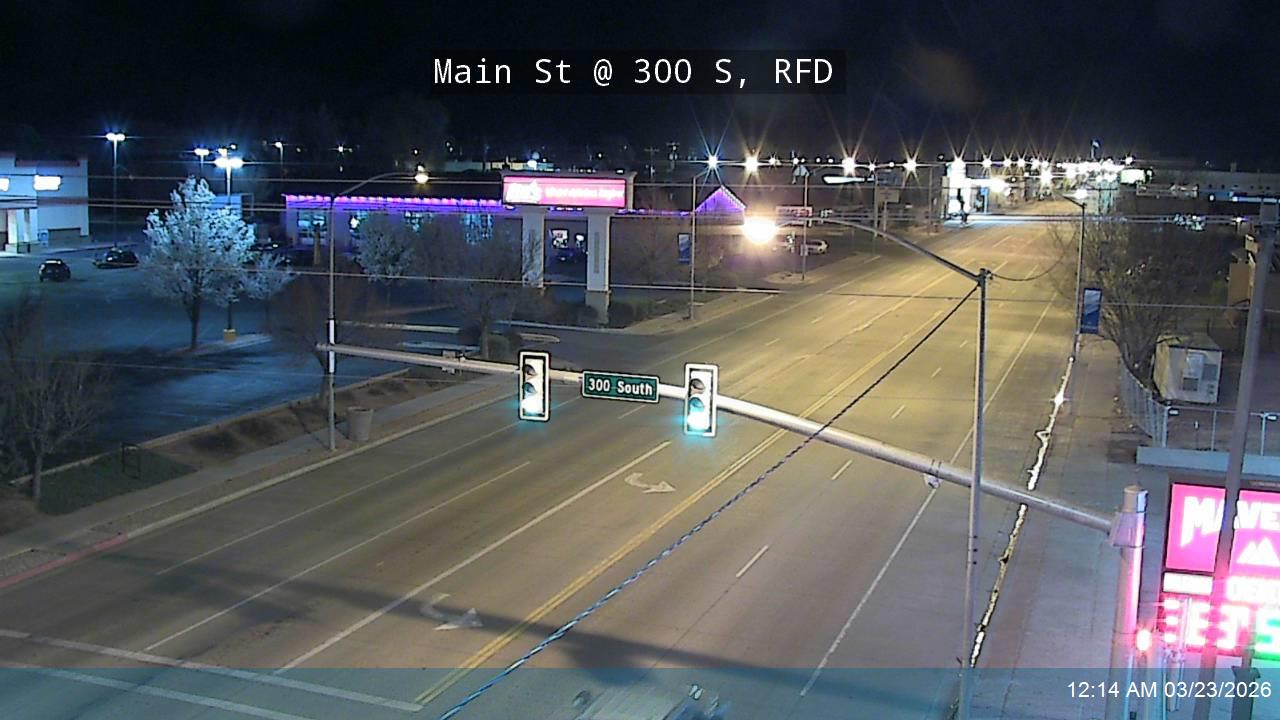 Main St / SR-120 @ 300 S, RFD live webcam