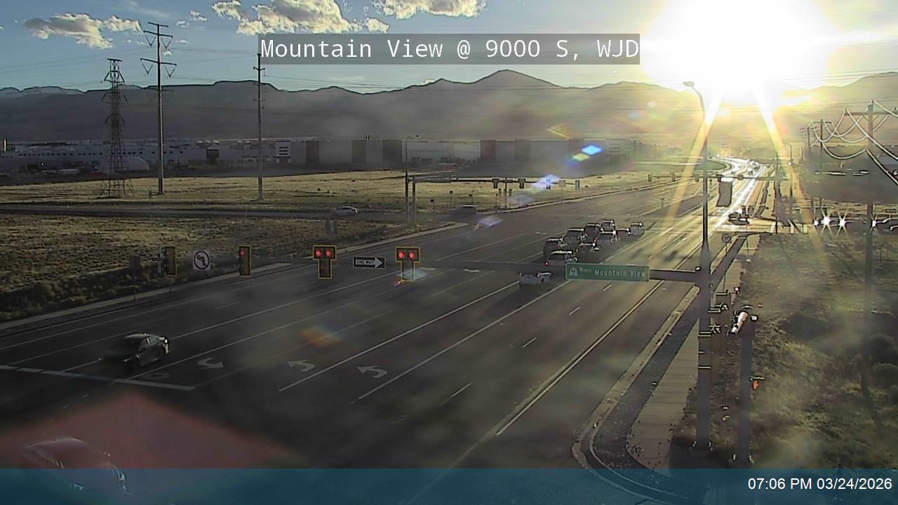 Mountain View / SR-85 NB @ 9000 S / SR-209, WJD live webcam