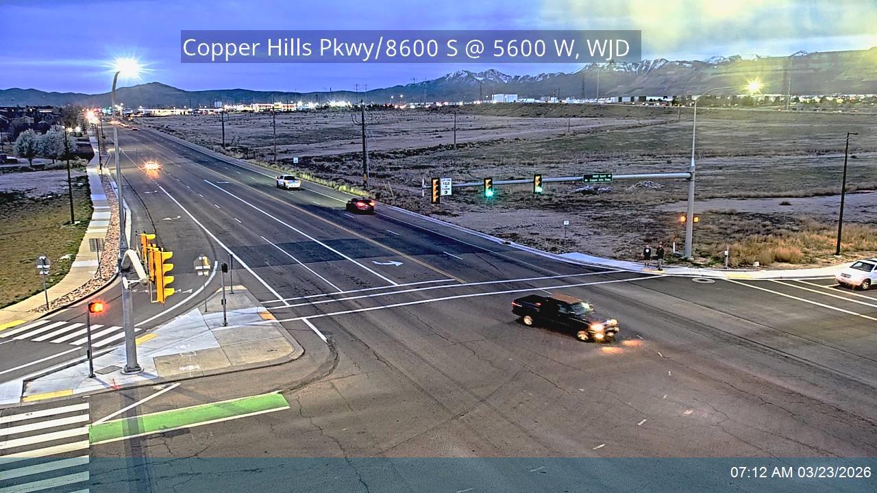 Copper Hills Pkwy / 8600 S @ 5600 W, WJD live webcam